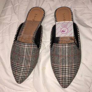 Plaid flats